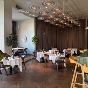 Bar & Dans med middag på Brasserie Hack